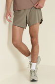Fast And Free Short Lined 6 תמונת דוגמן קידמית של Fast And Free Short Lined 6
