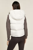 תמונת דוגמן אחורית של Wunder Puff Cropped Vest