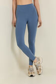 Wunder Under SmoothCover™ HR Tight 25 תמונת דוגמן קידמית של Wunder Under SmoothCover™ HR Tight 25