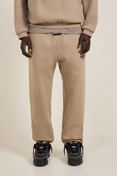 מכנסי ג'וג FEAR OF GOD ESSENTIALS