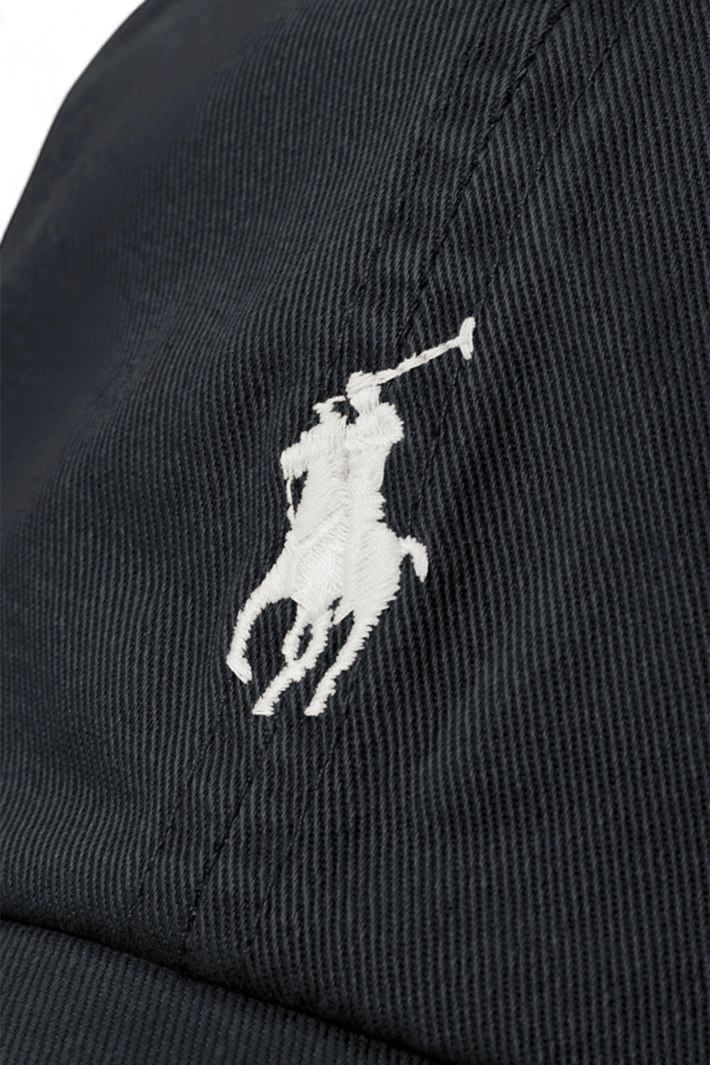 תמונת תקריב של כובע מצחייה POLO RALPH LAUREN