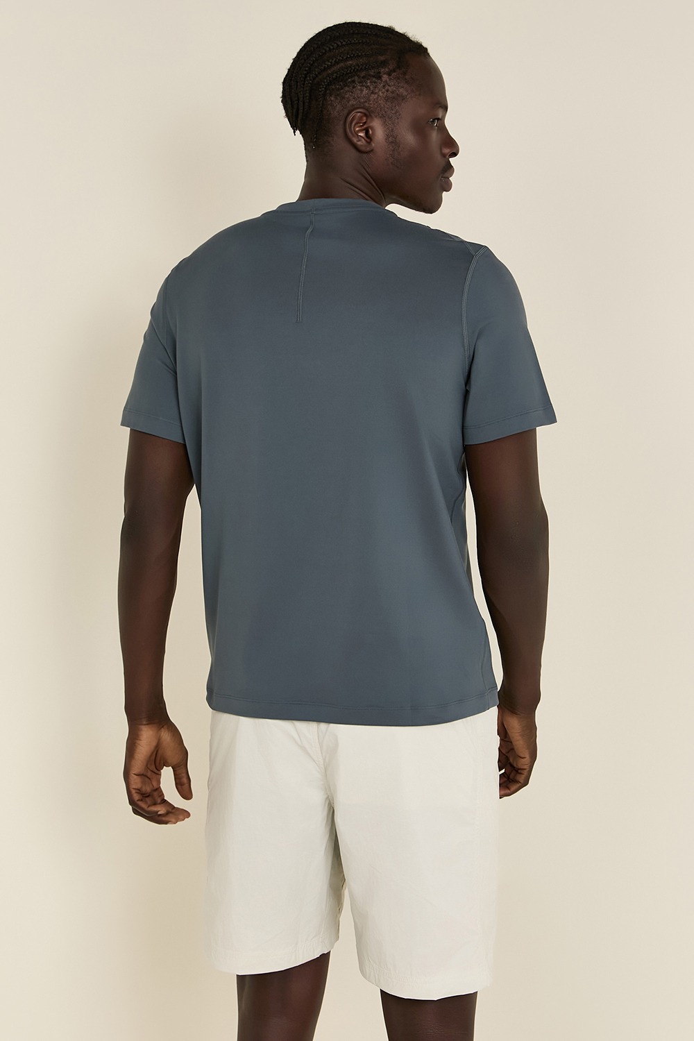 תמונת דוגמן אחורית של Soft Jersey Short Sleeve LULULEMON