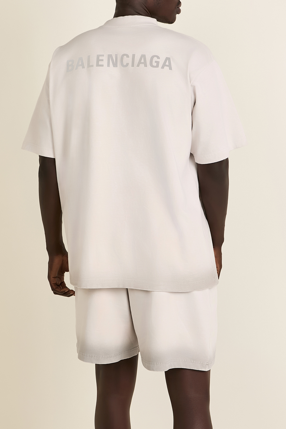 תמונת דוגמן אחורית של חולצת טי BALENCIAGA
