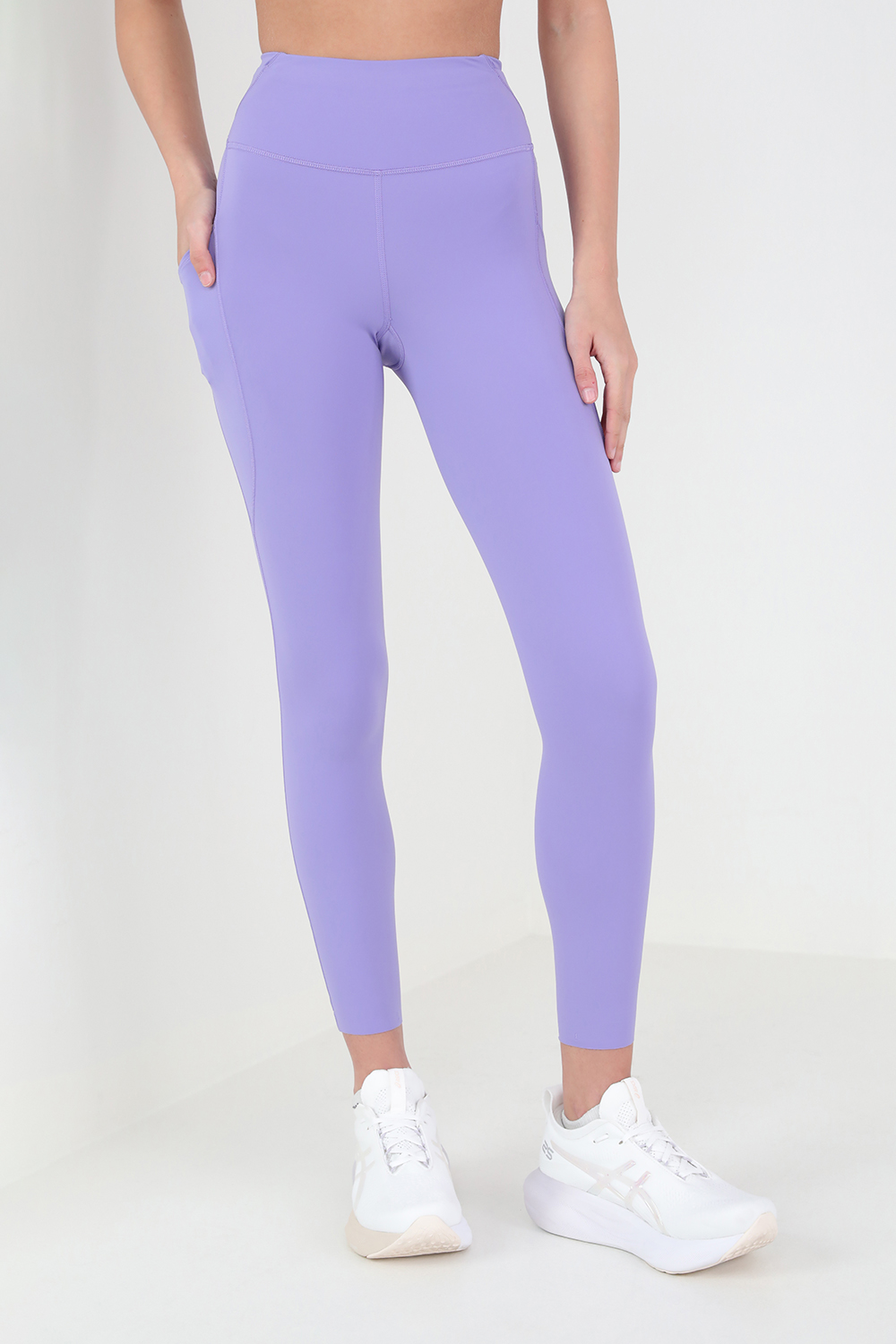 תמונת דוגמן קידמית של Fast and Free HR Tight 25