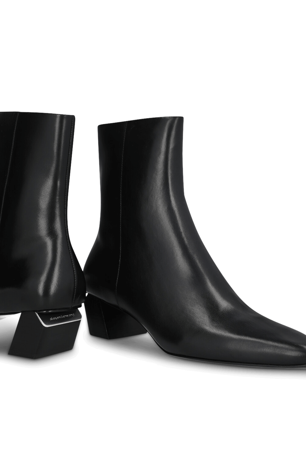 תמונת תקריב של מגפוני עקב 4.5 סמ ALEXANDER WANG