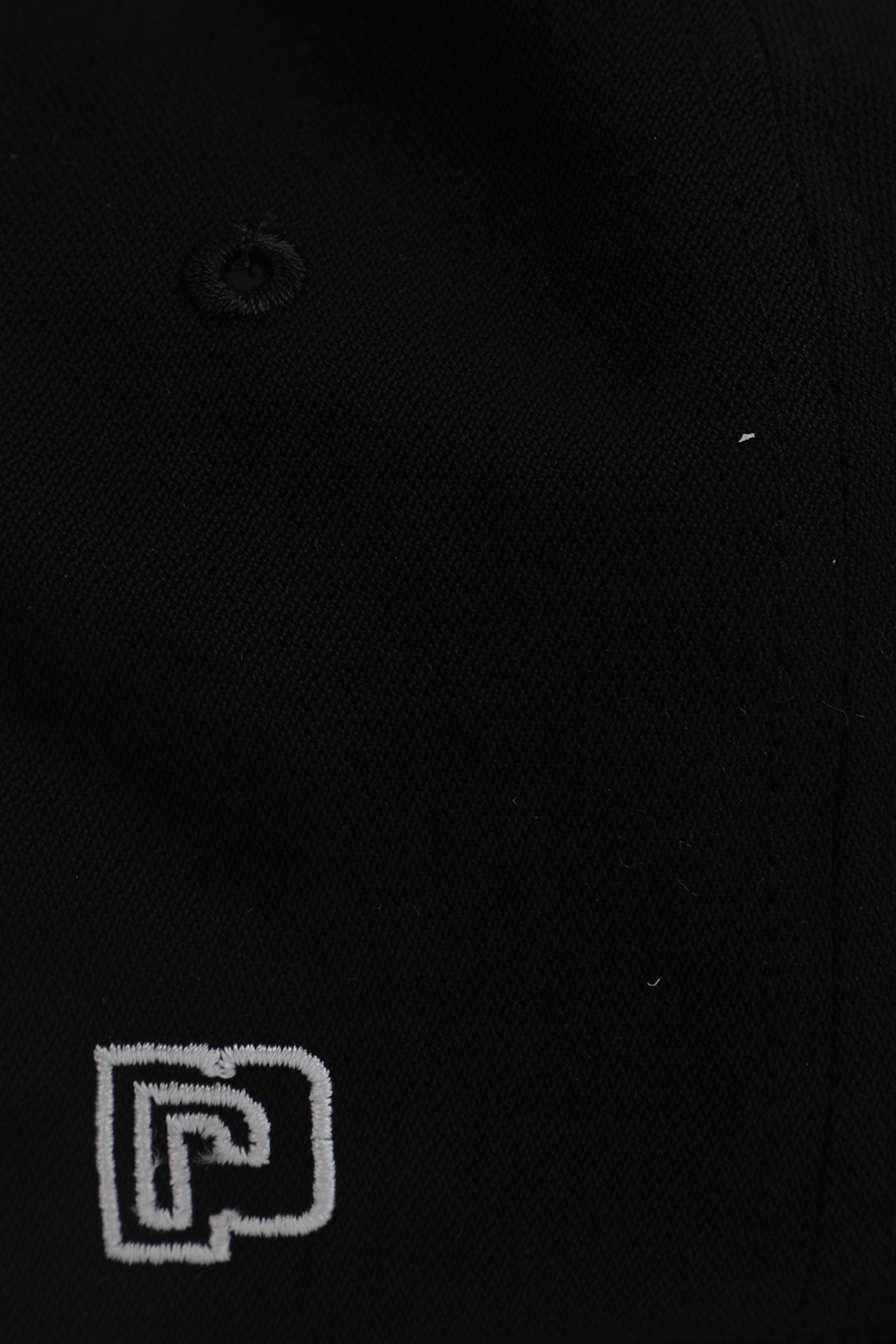 תמונת תקריב של Black Baseball Cap With Logo RABANNE