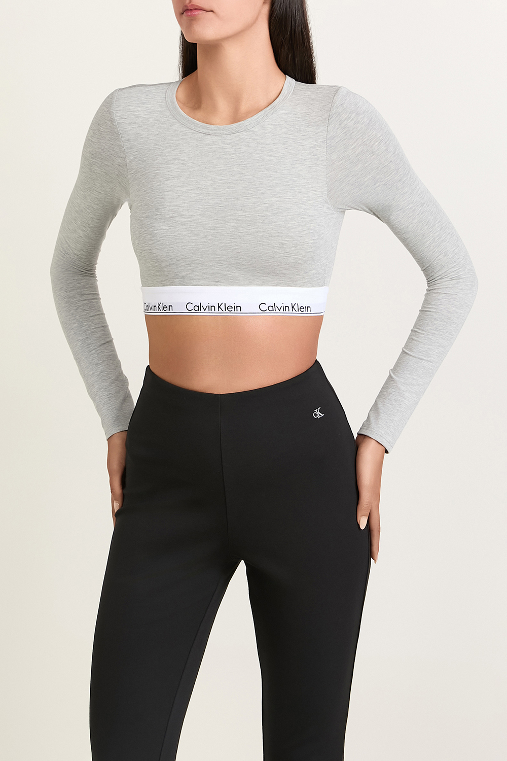 תמונת דוגמן קידמית של חולצת טי ברלט CALVIN KLEIN