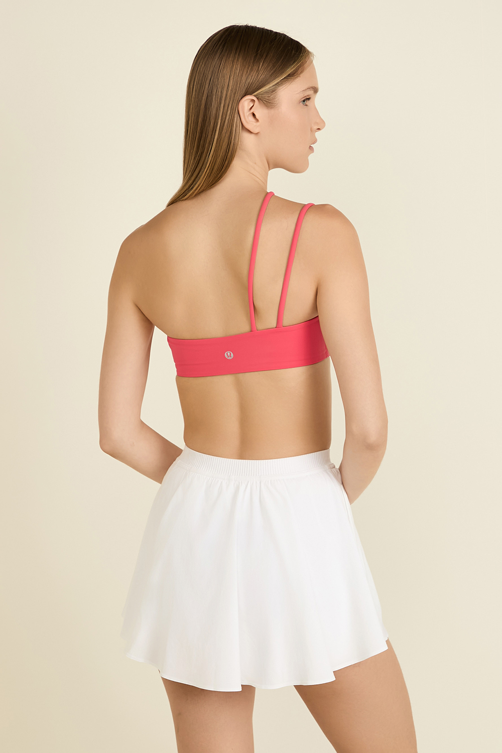 תמונת דוגמן אחורית של Nulu™ Strappy One-Shouler Bra LULULEMON
