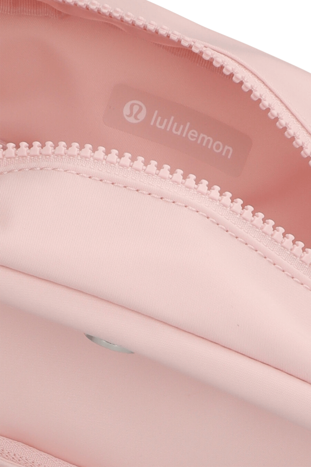 תמונת פנים של City Essentials Pouch LULULEMON
