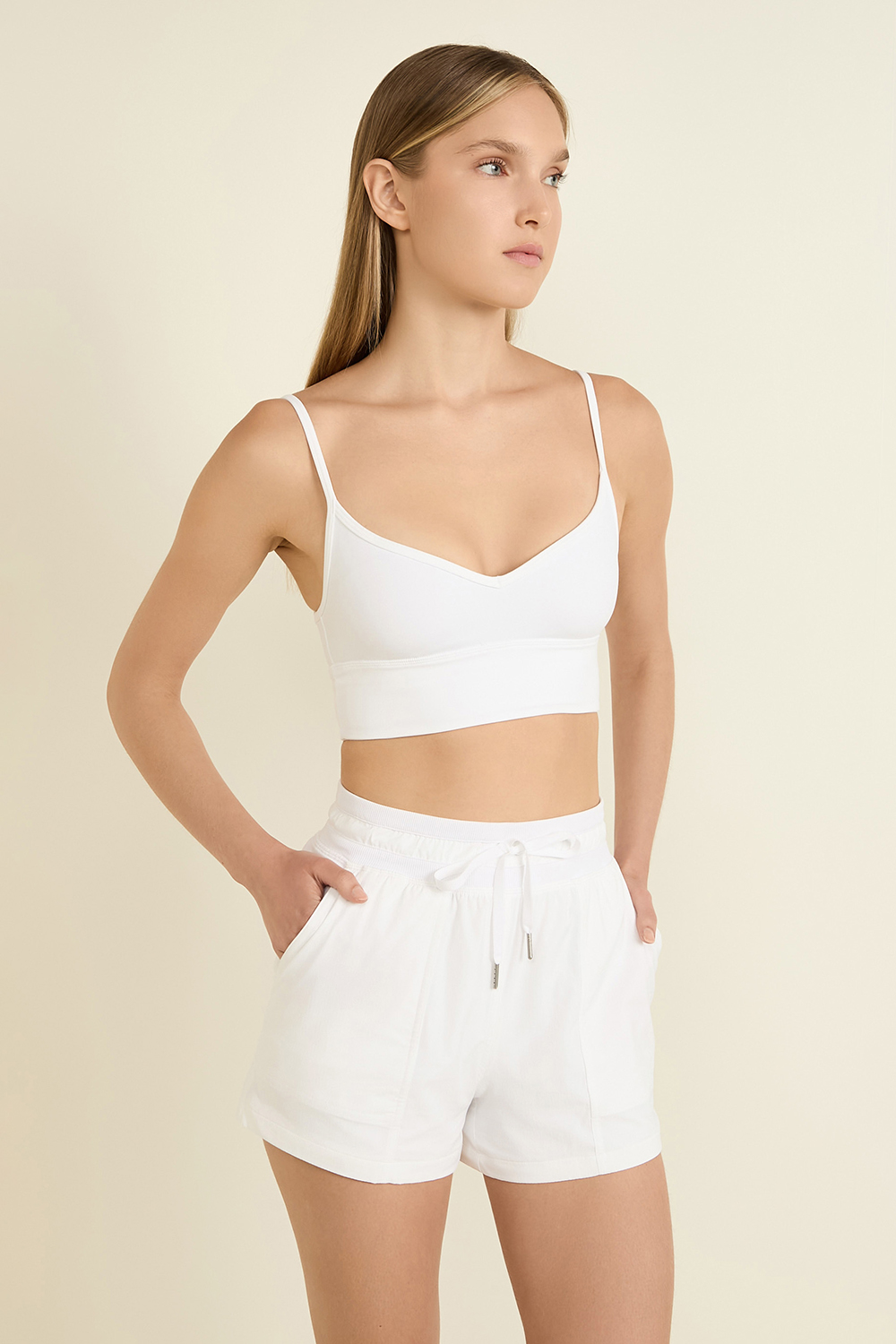 תמונת דוגמן קידמית של Align™ Sweetheart Bra A/B LULULEMON