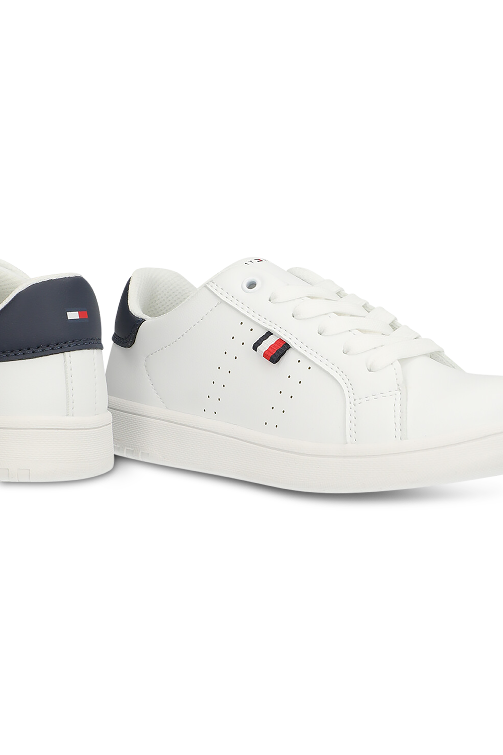 תמונת תקריב של נעלי סניקרס - מידות 30-34 TOMMY HILFIGER KIDS