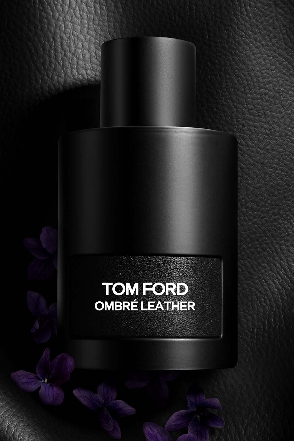 תמונת אווירה של Ombre Leather Eau de Parfum 50 ML