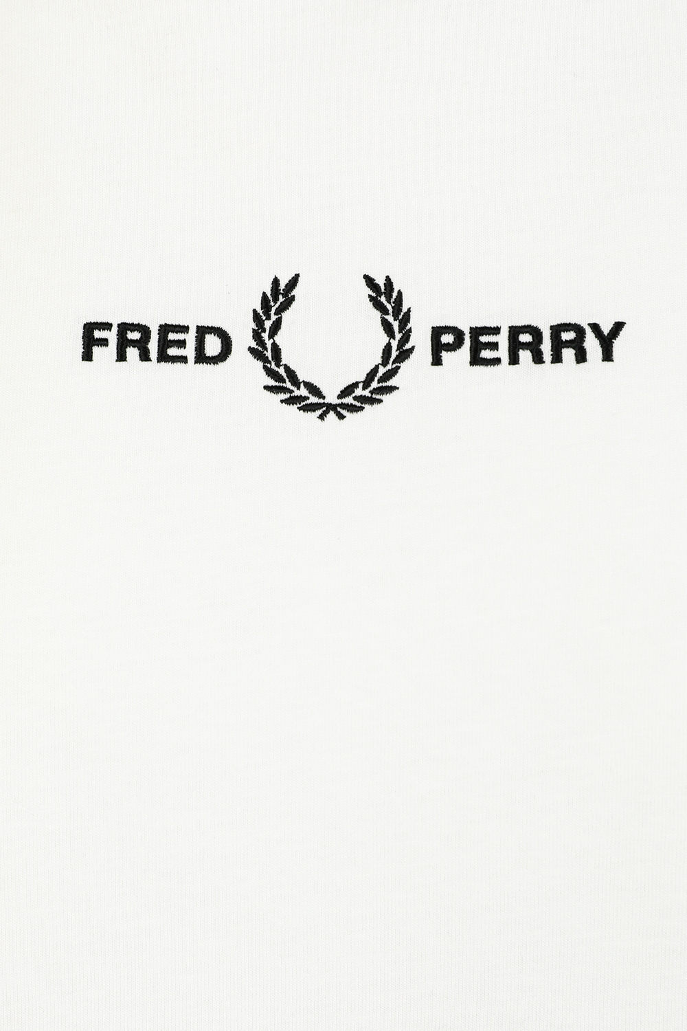 תמונה אחורית של חולצת טי סלים עם לוגו FRED PERRY