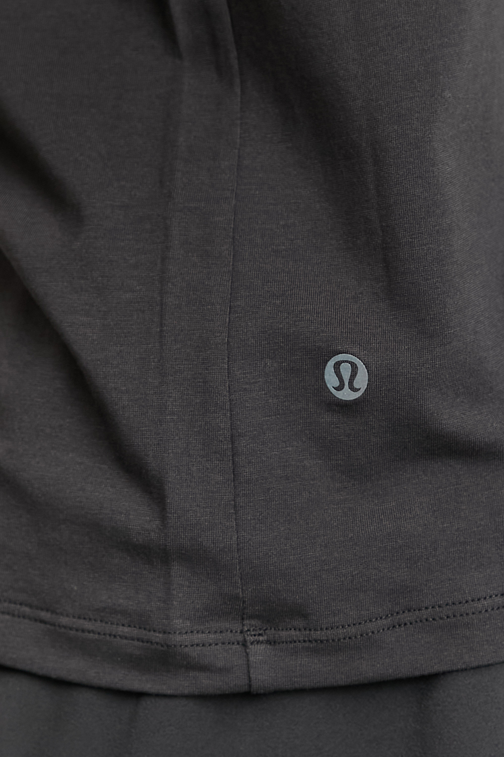 תמונת תקריב דוגמן של Zeroed In Tank LULULEMON