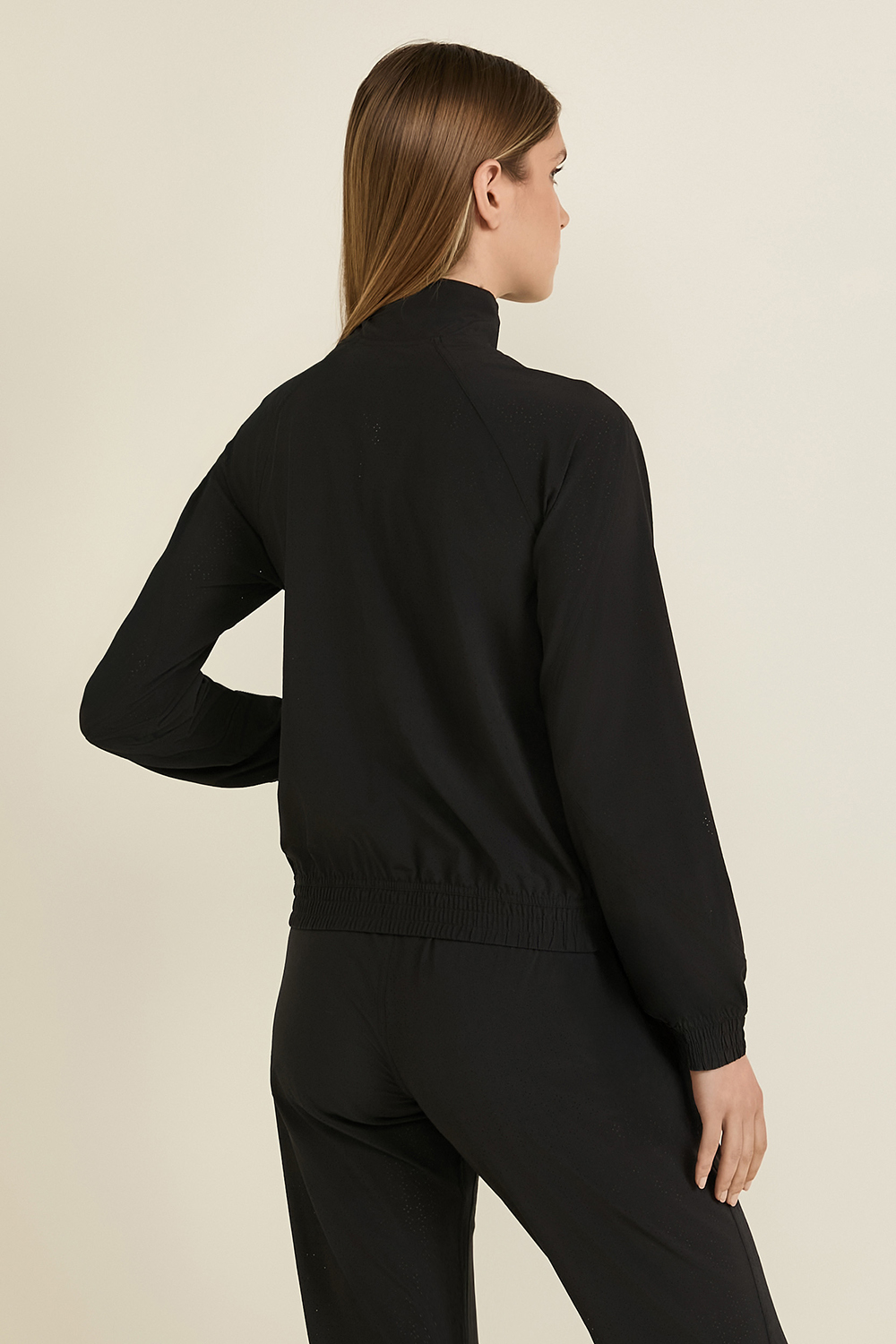 תמונת דוגמן אחורית של Adapted State Perforated Track Jacket LULULEMON