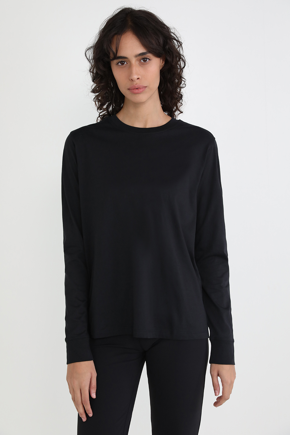 תמונת דוגמן קידמית של All Yours Long-Sleeve Shirt