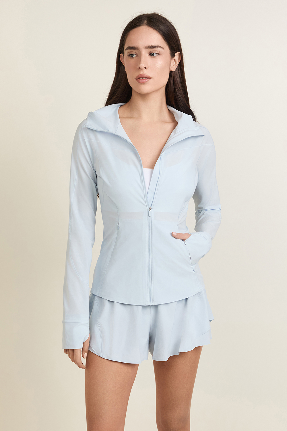 תמונת דוגמן קידמית של Mist Over Windbreaker LULULEMON