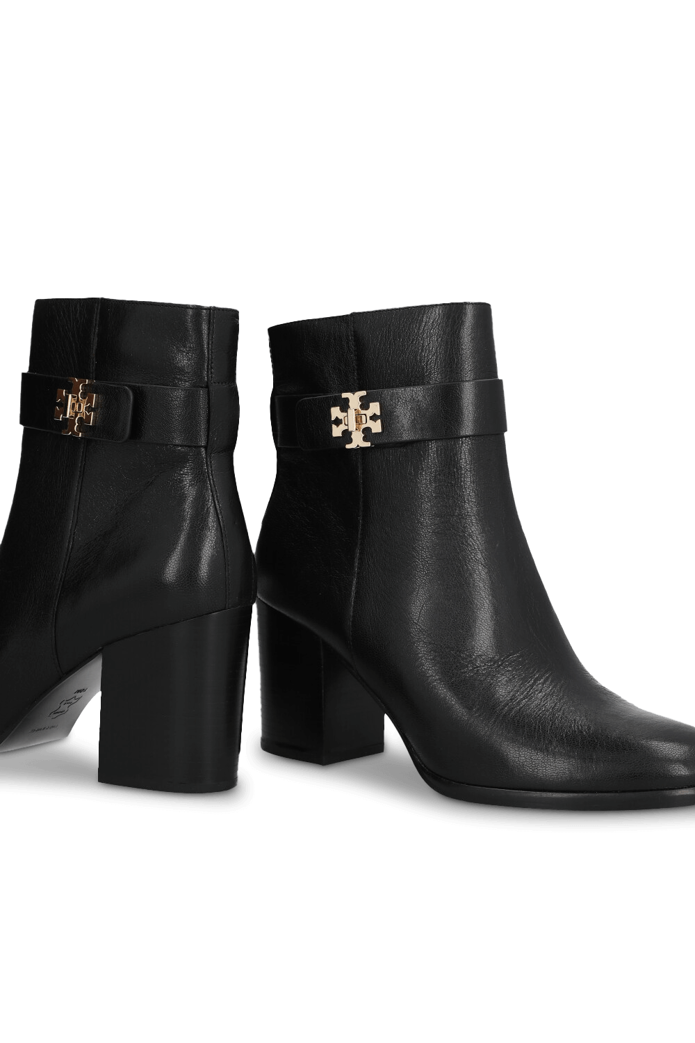 תמונת תקריב של מגפוני עקב TORY BURCH