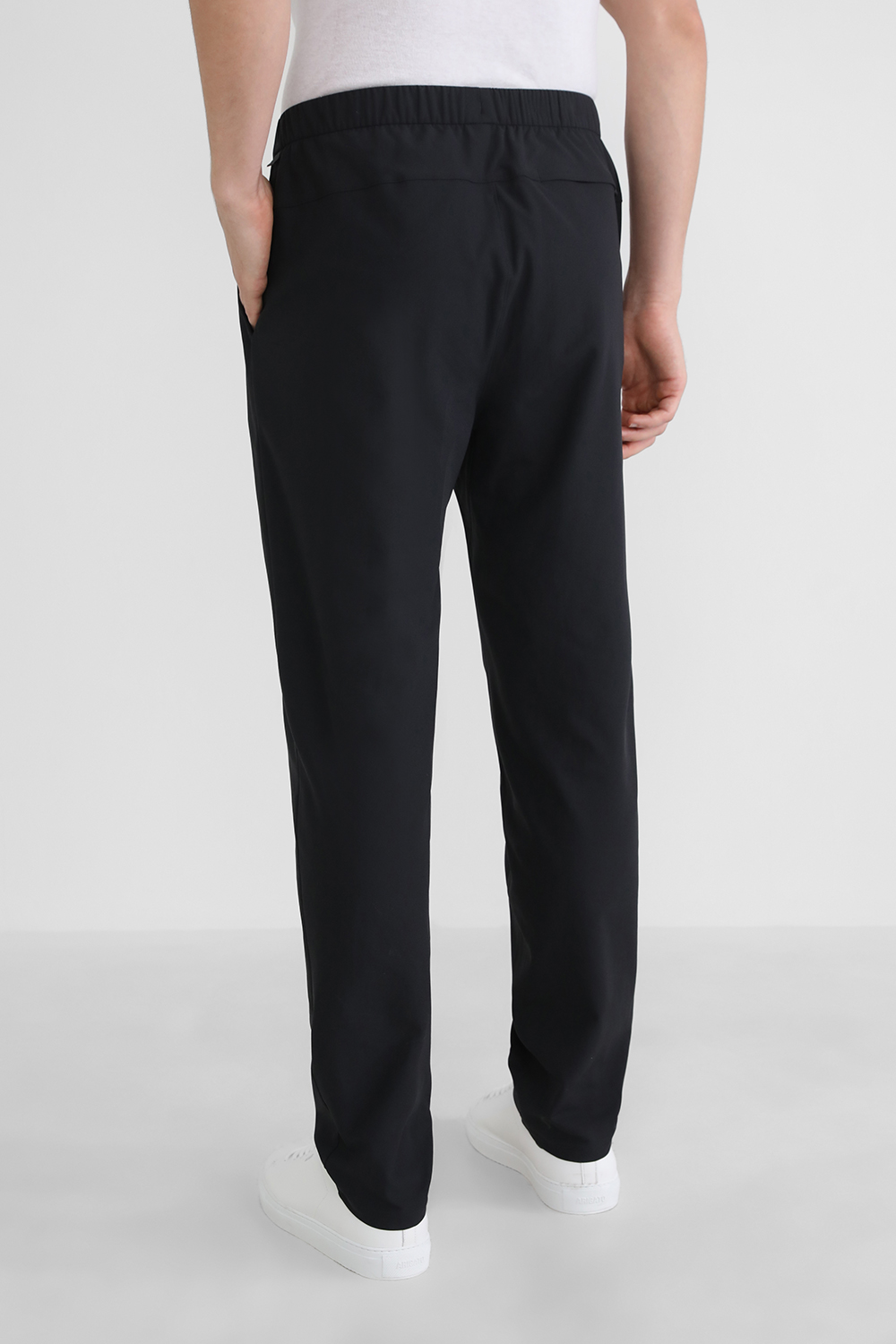 תמונת דוגמן אחורית של ABC Pull-On Pant