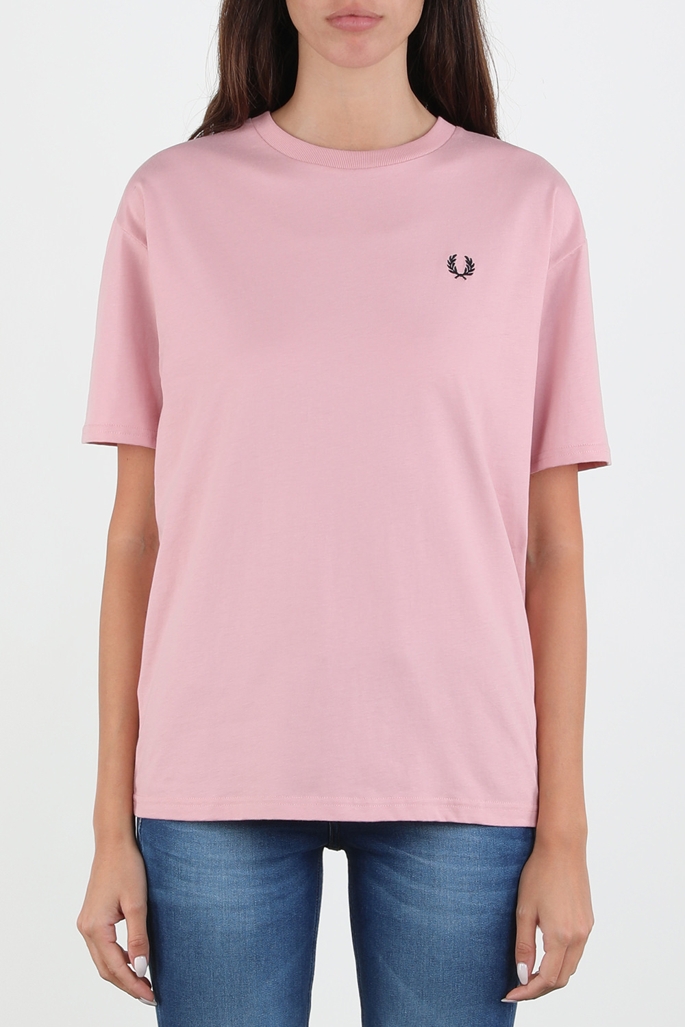 תמונת דוגמן קידמית של Crew Neck T-Shirt in Pink FRED PERRY