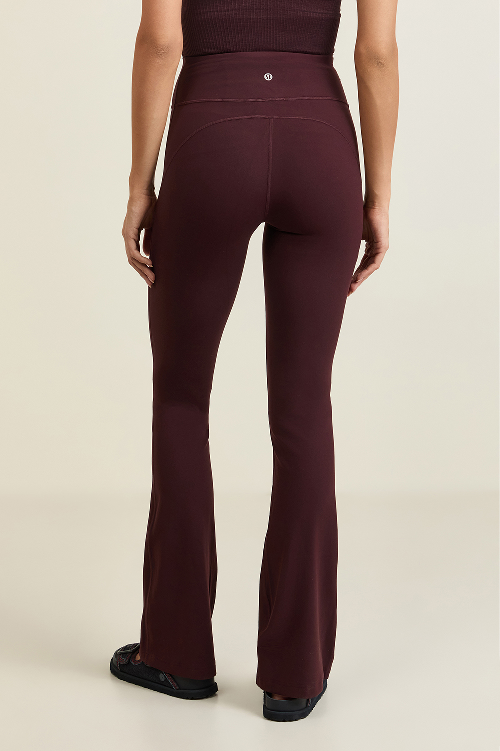 תמונת דוגמן אחורית של Groove Super-High-Rise Nulu™ Flared Pant *Regular LULULEMON