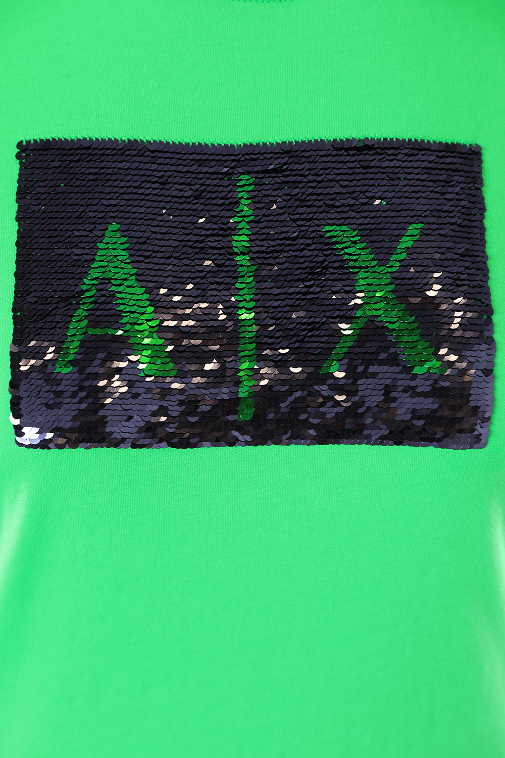 תמונת פנים של חולצת טי ירוקה עם לוגו פייטים ARMANI EXCHANGE