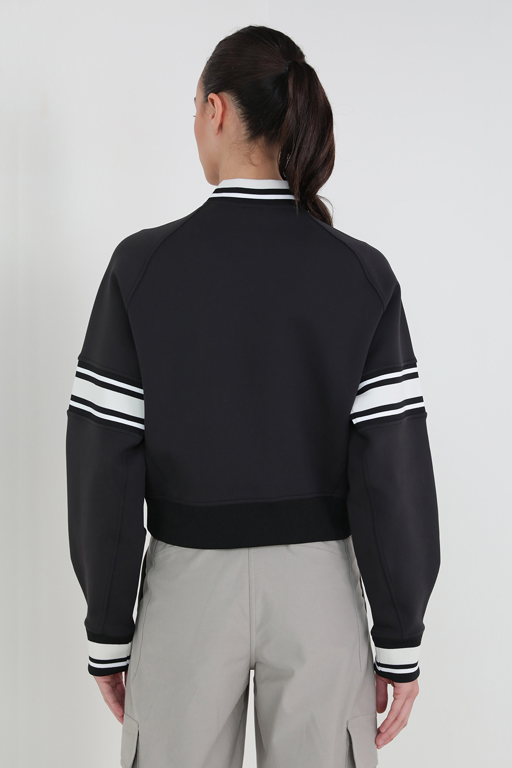תמונת דוגמן אחורית של Snap-Front Varsity Jacket LULULEMON