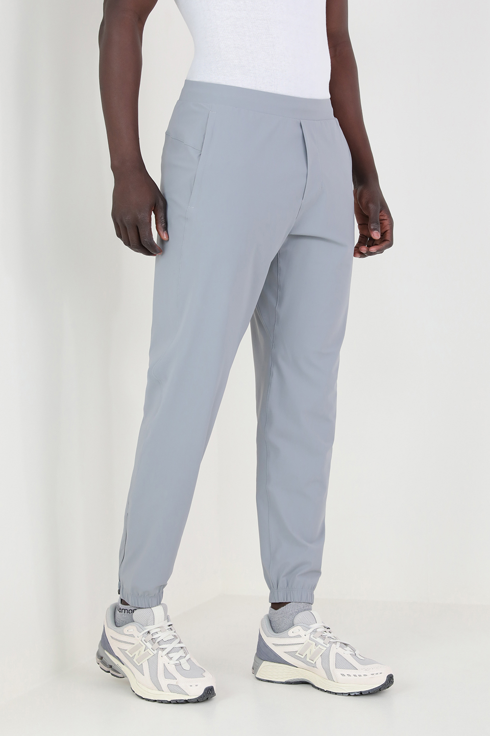 תמונת דוגמן קידמית של Surge Jogger