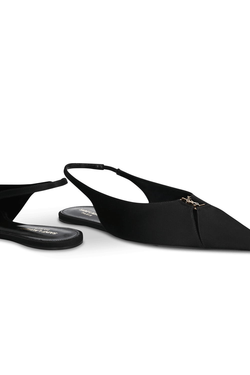תמונת תקריב של נעלי סלינג בק SAINT LAURENT