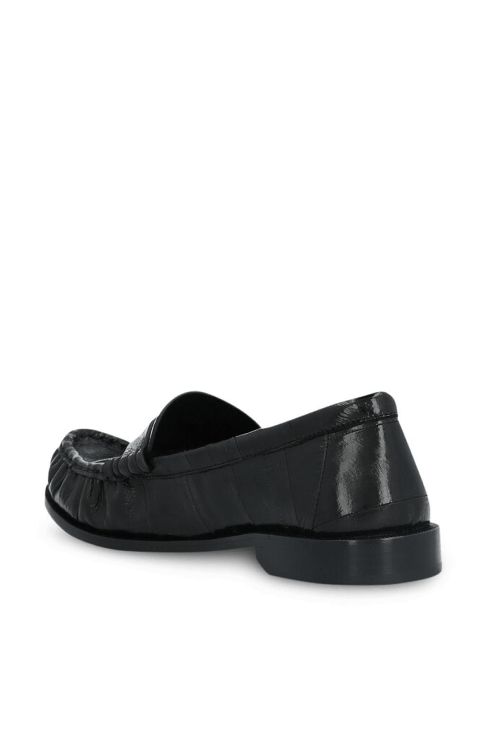 תמונה אחורית של נעלי מוקסינים מעור SAINT LAURENT