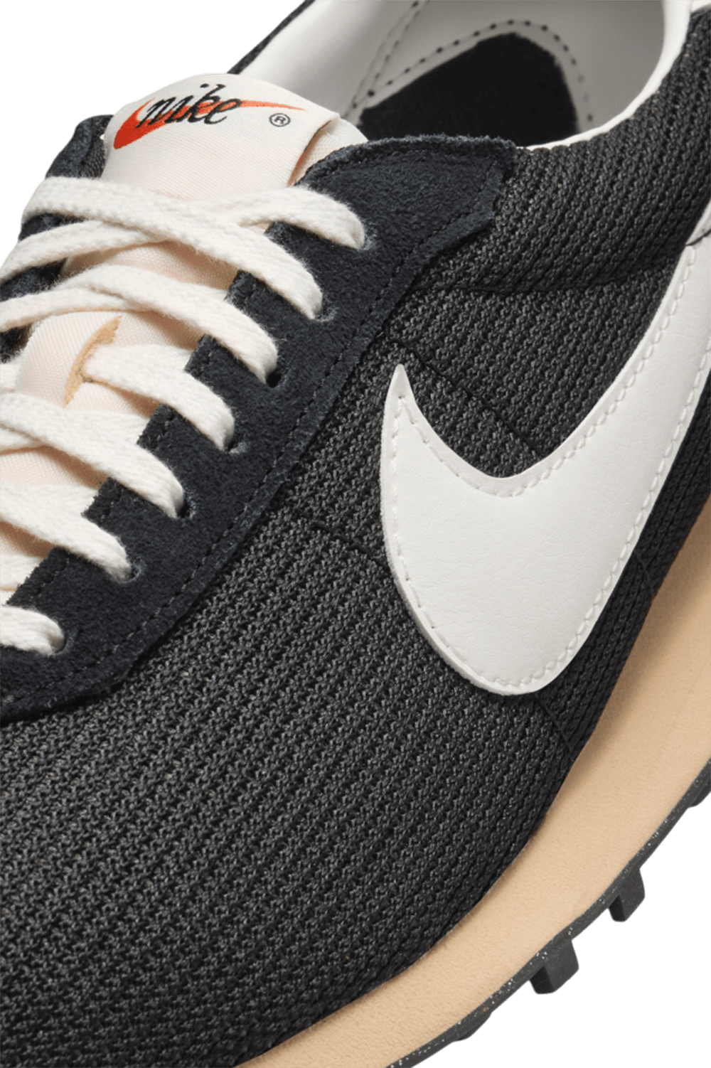 תמונת פנים של נעלי סניקרס אל.די 1000 NIKE