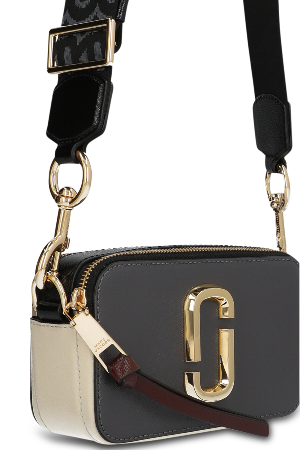 תמונת תקריב של תיק קרוס סנאפשוט MARC JACOBS