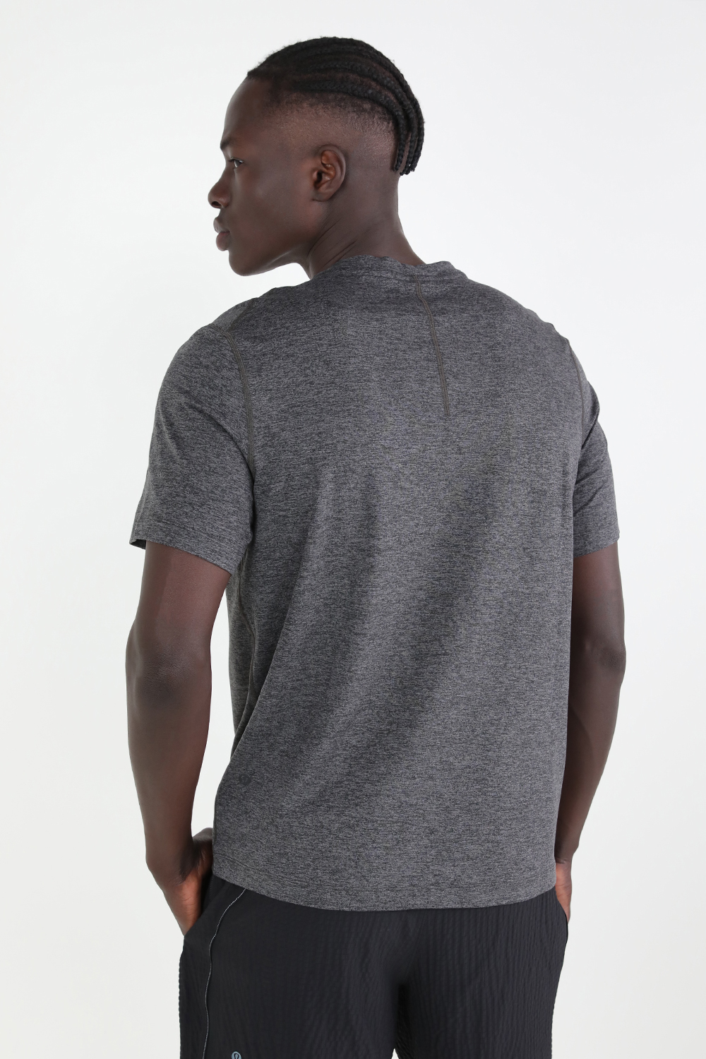 תמונת דוגמן אחורית של Soft Jersey Short Sleeve LULULEMON