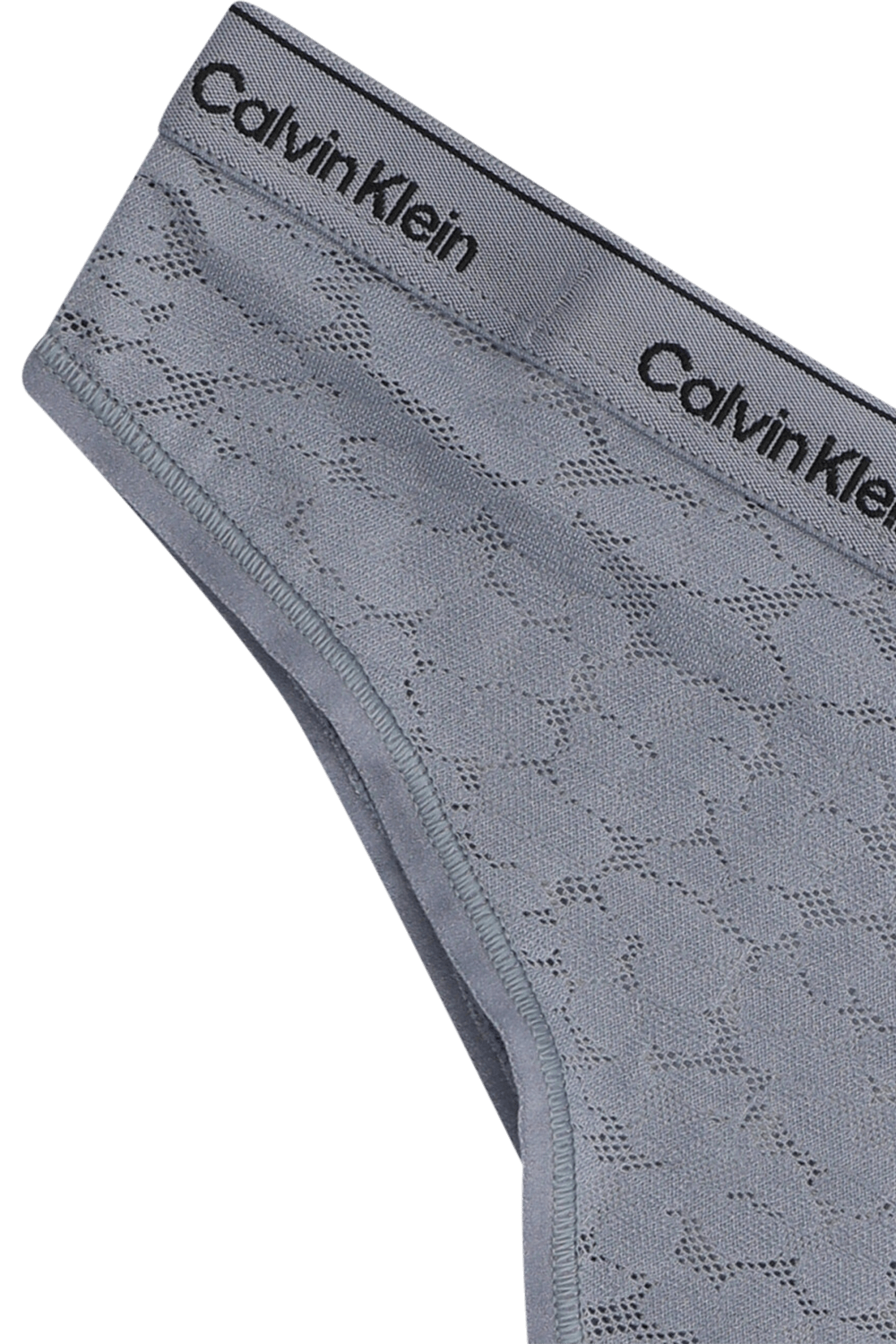 תמונת תקריב של תחתונים ברזילאיים CALVIN KLEIN