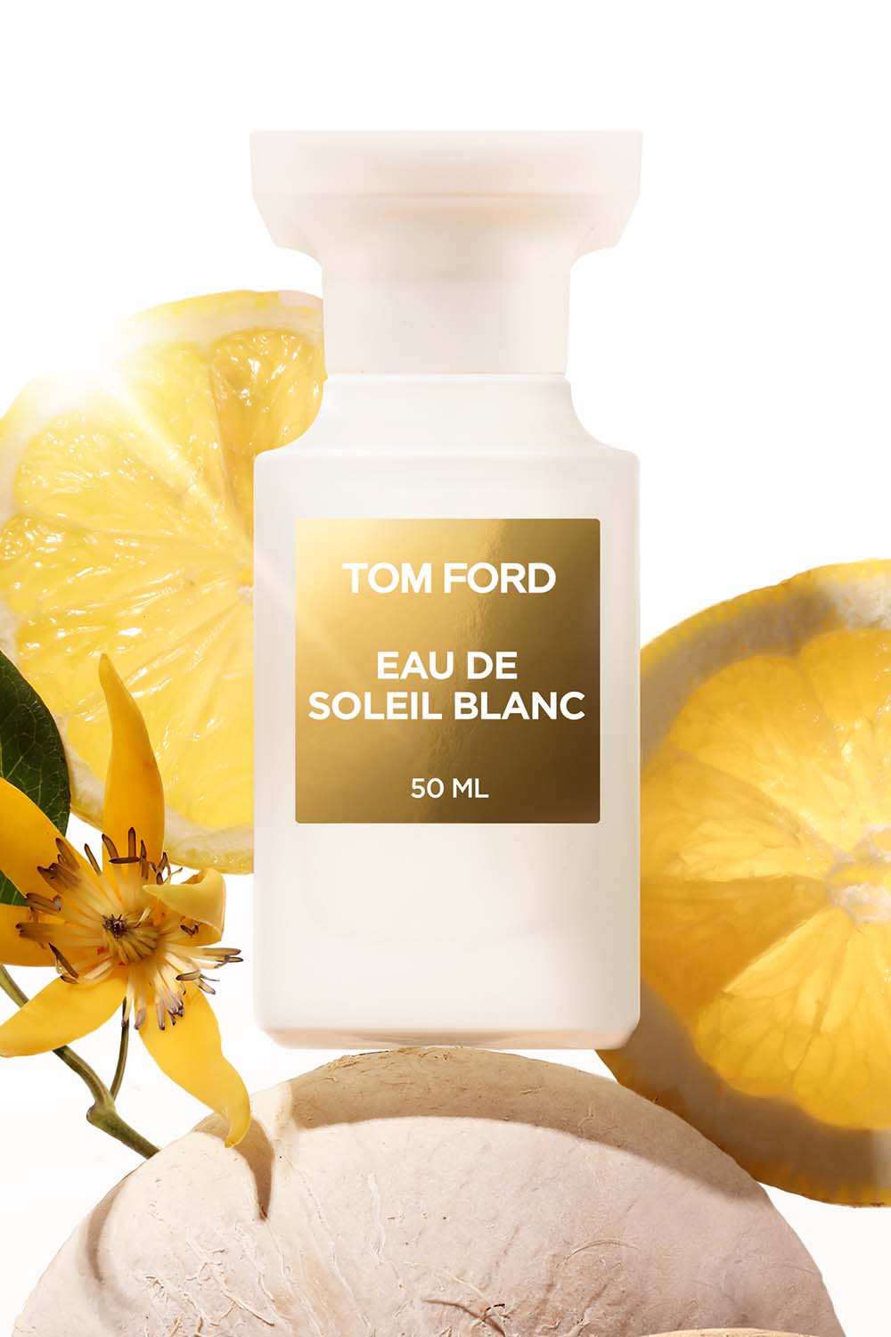 תמונת אווירה של Eau De Soleil Blanc Eau de Toilette 50 ML