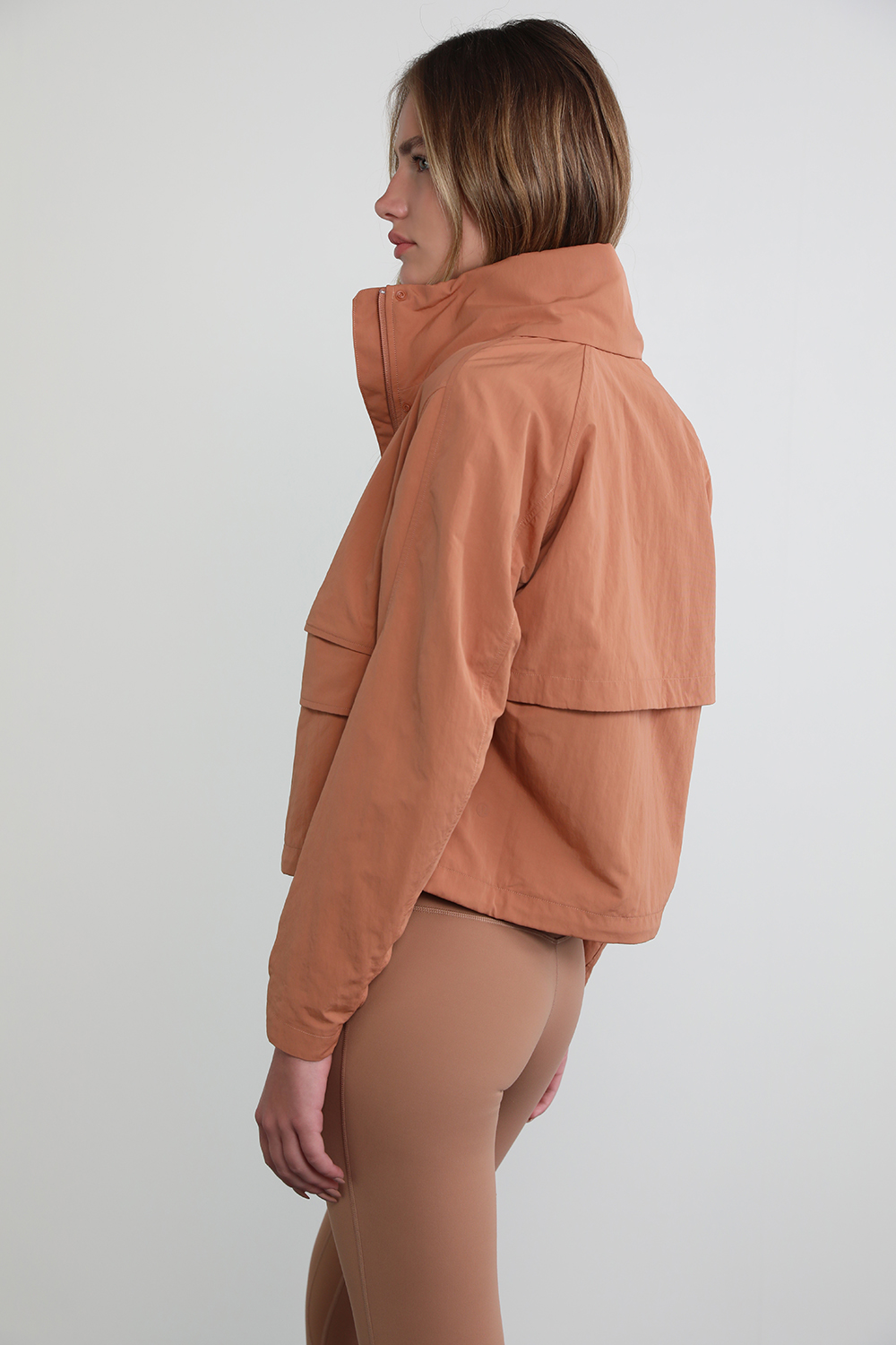 תמונת דוגמן אחורית של Always Effortless Jacket