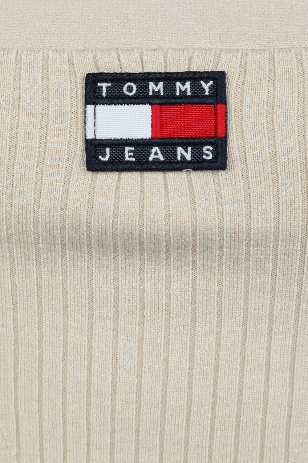 תמונה אחורית של גופיית ריב קרופ בגוון בז' TOMMY HILFIGER