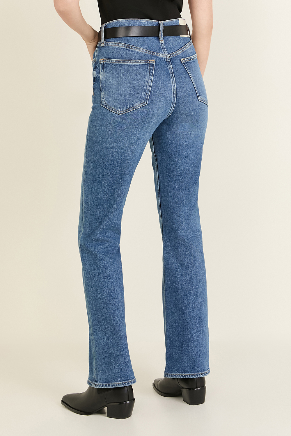 תמונת דוגמן אחורית של מכנסי ג'ינס פייטון RAG & BONE