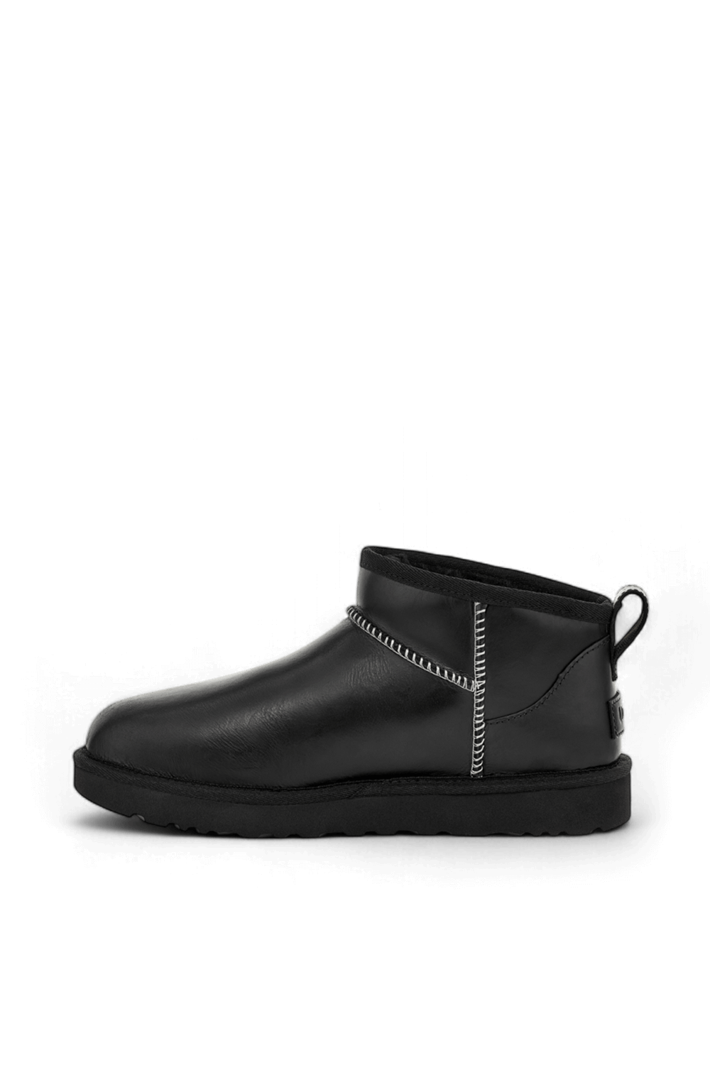 תמונה אחורית של מגפונים קלאסיק אולטרה מיני UGG