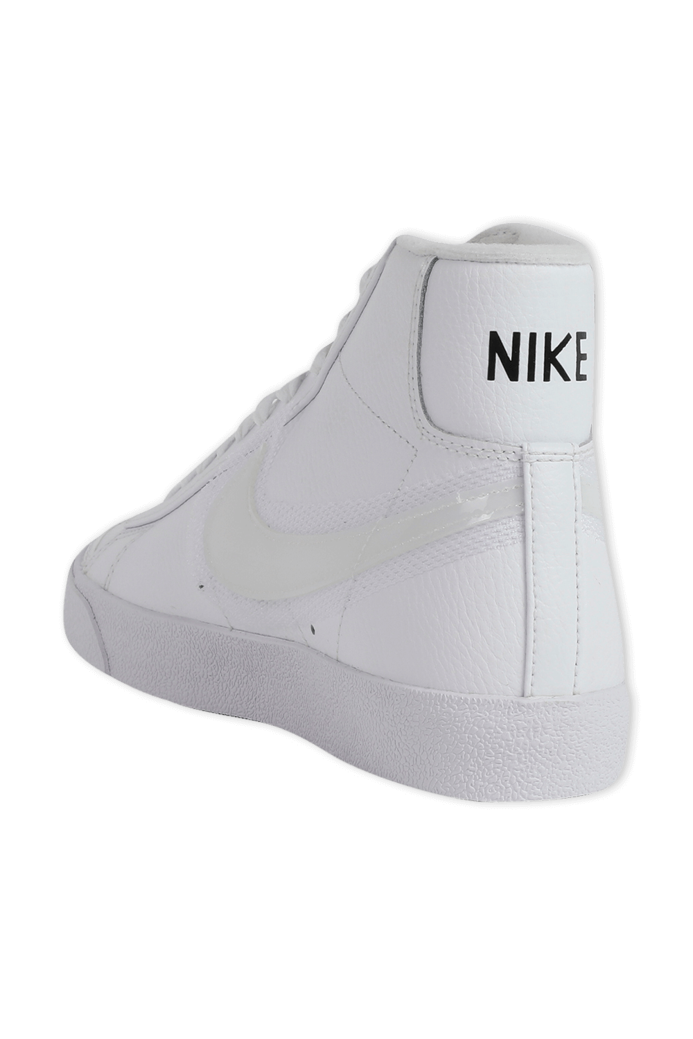 תמונה אחורית של Nike Blazer Mid 77 in White NIKE