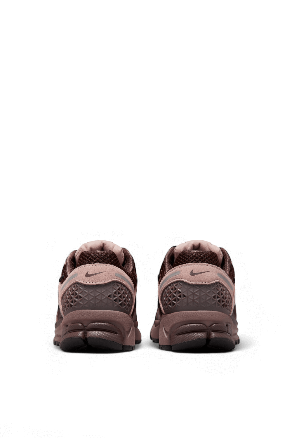 נעלי סניקרס זום וומרו 5 NIKE