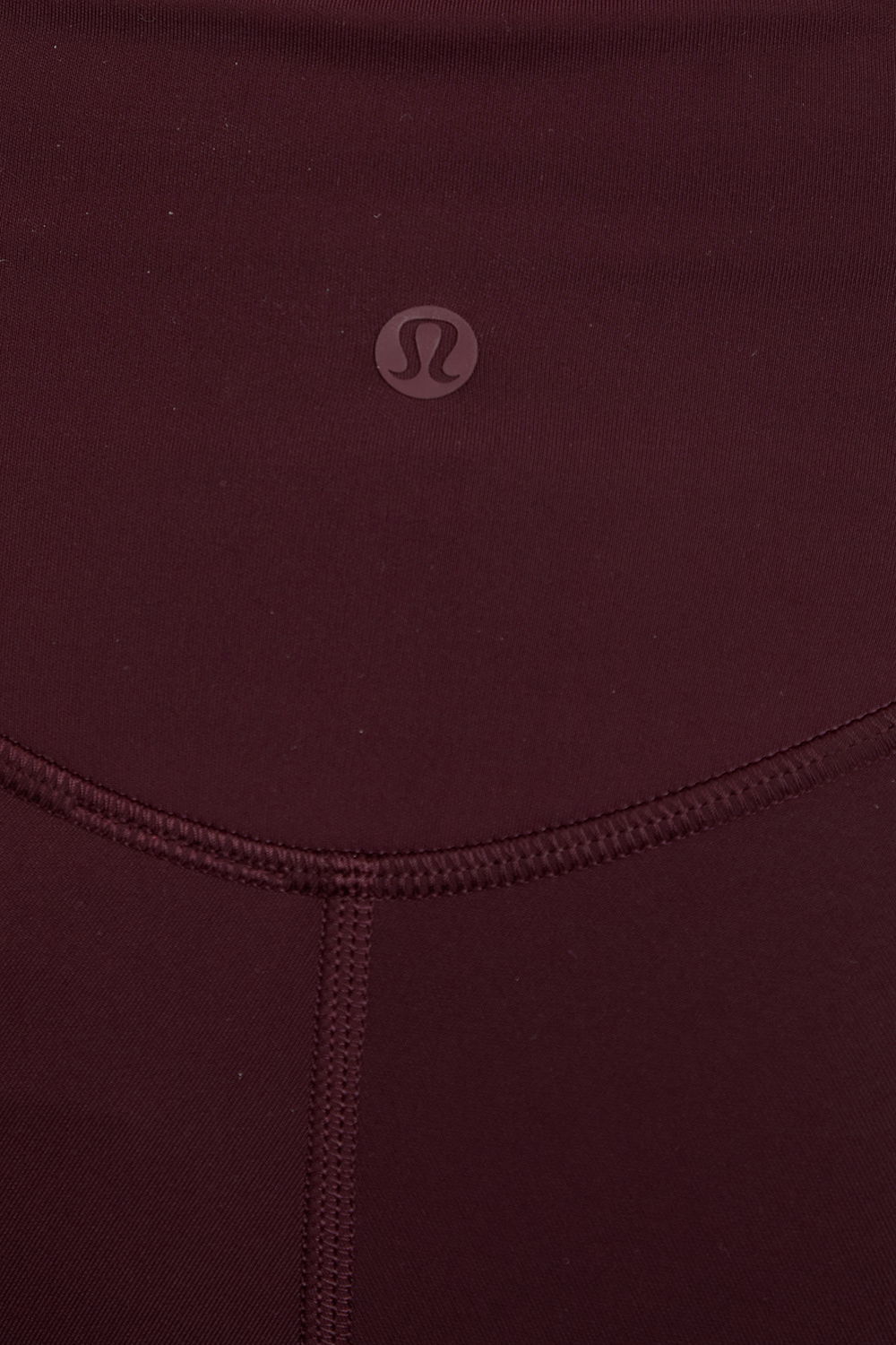 תמונת תקריב דוגמן של Wunder Under SmoothCover High-Rise Tight 28 LULULEMON