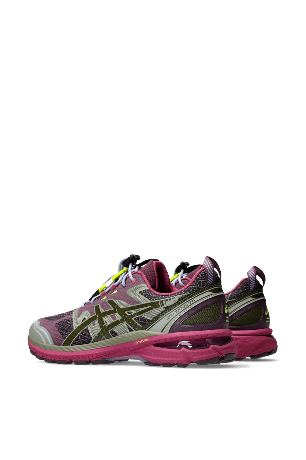 תמונת תקריב של נעלי סניקרס ג'ל טריין ASICS