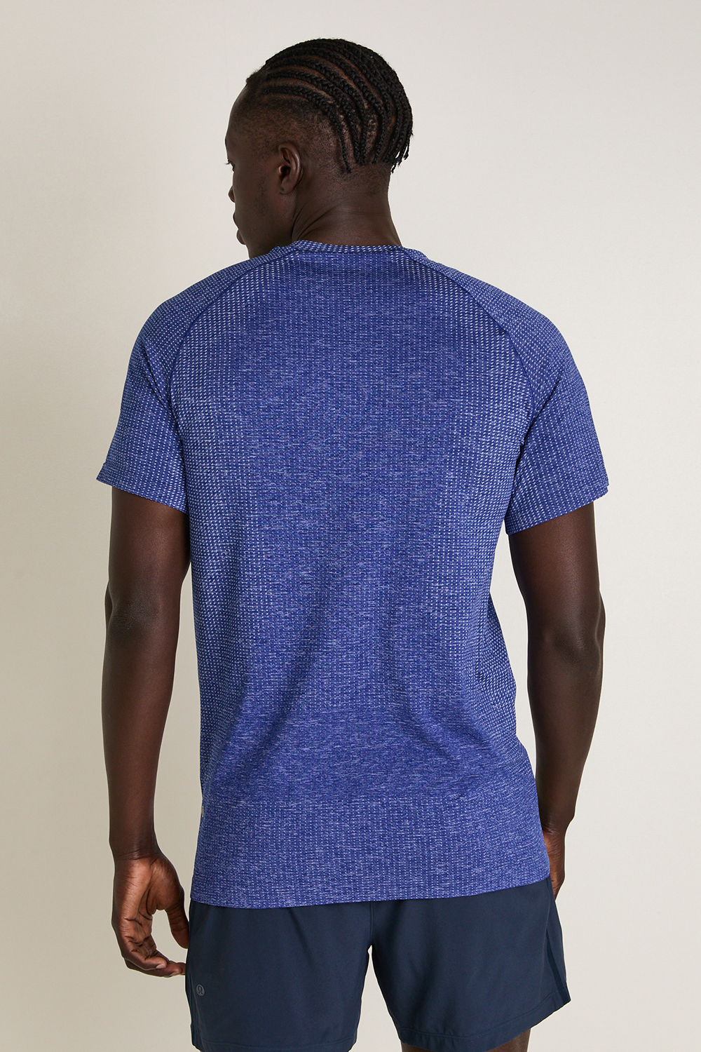 תמונת דוגמן אחורית של Metal Vent Tech Short Sleeve LULULEMON