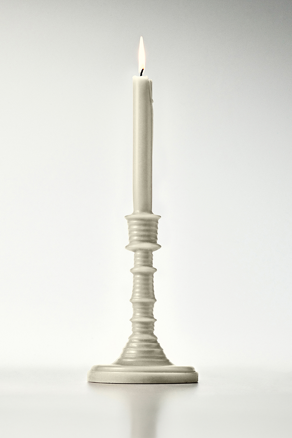 תמונת פנים של LOEWE Mushroom Wax Candleholder LOEWE PERFUMES