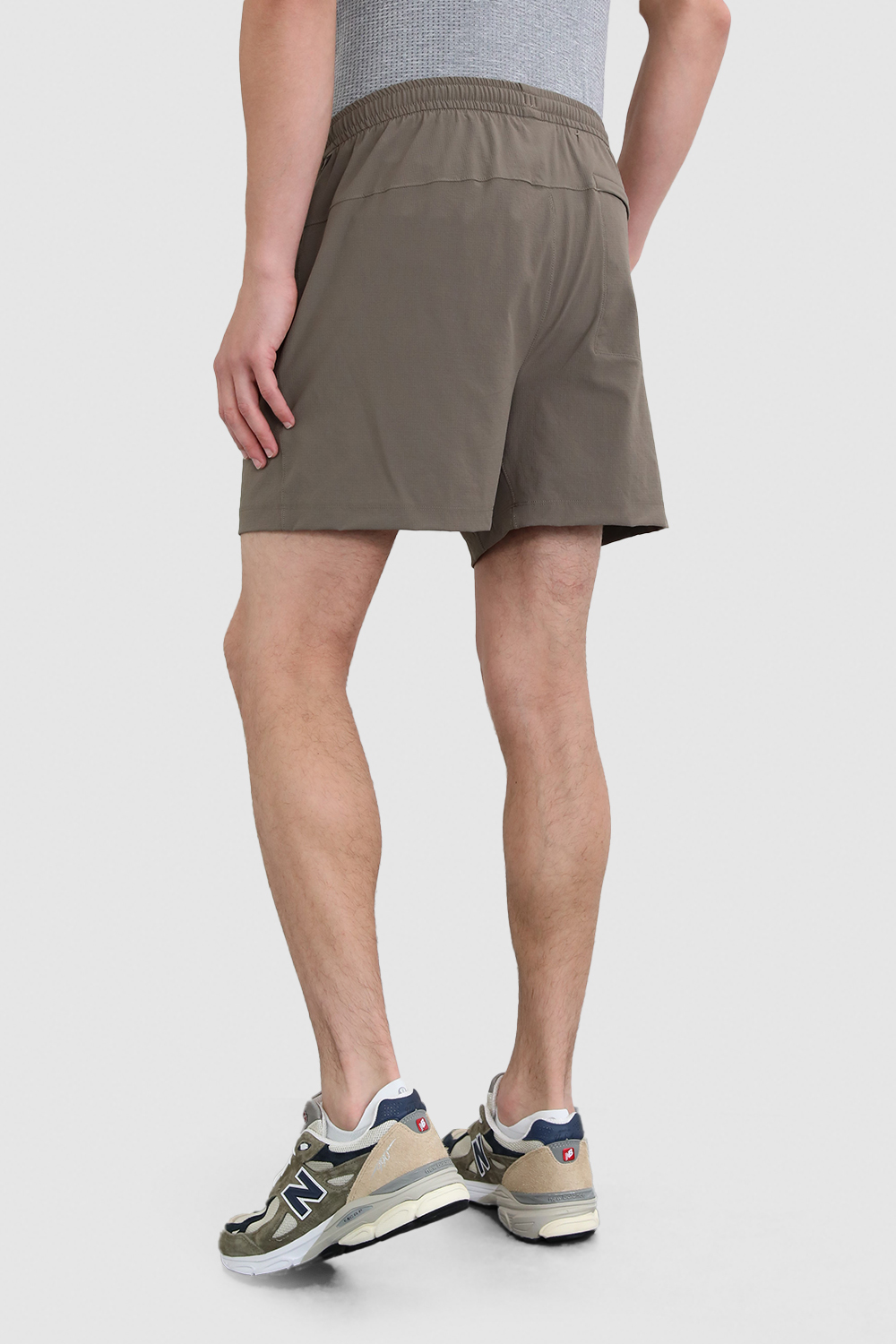 תמונת דוגמן אחורית של Bowline Short 5