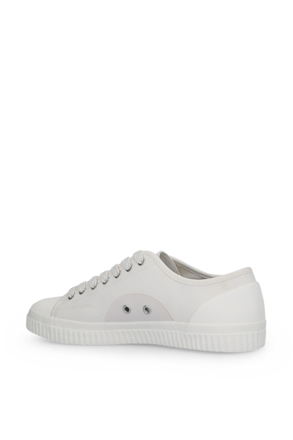 תמונה אחורית של נעלי סניקרס FRED PERRY