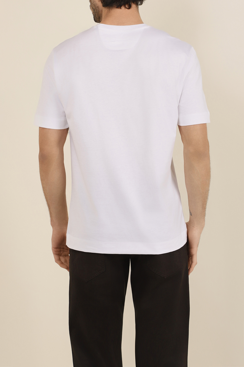 תמונת דוגמן אחורית של חולצת טי ZEGNA