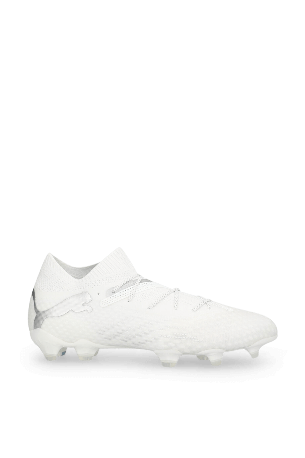תמונה קידמית של נעלי כדורגל פיוצ'ר 7 PUMA