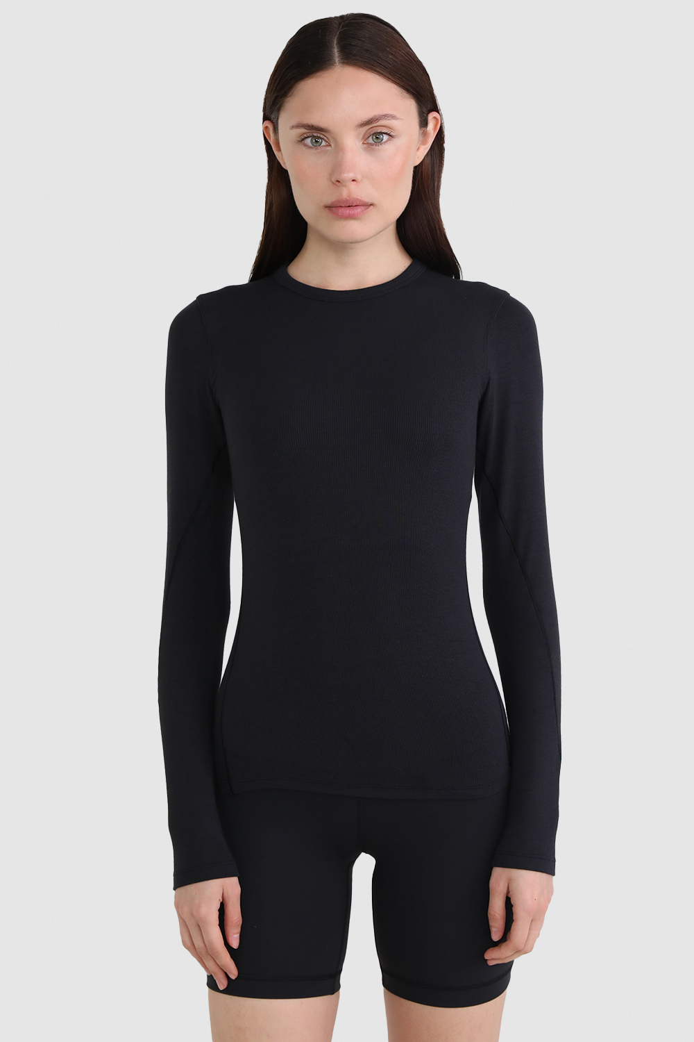 תמונת דוגמן קידמית של Hold Tight Long-Sleeve Shirt